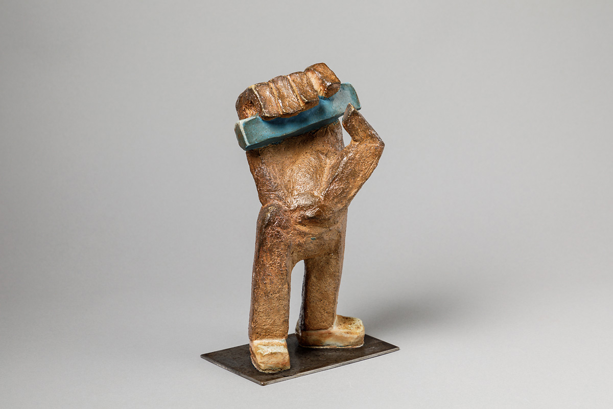 Hommage au modelage
Sculpture, 2019
Grès engobé et métal
Cuisson au bois
Hauteur: 22 cm