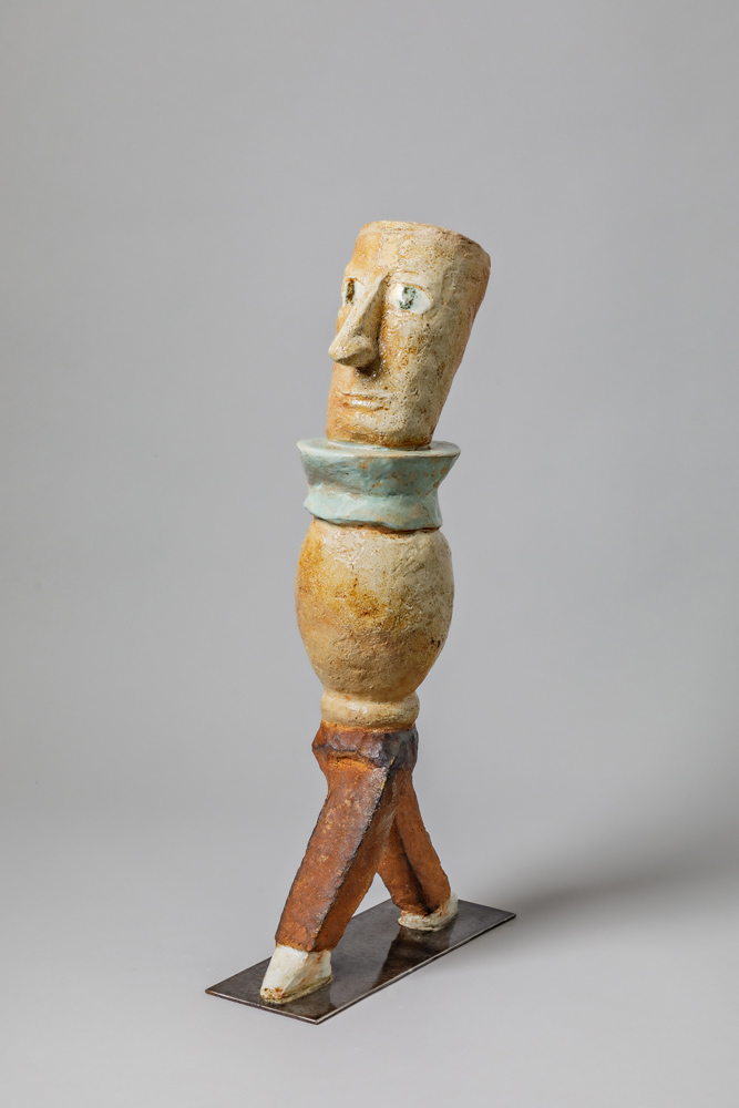 Personnage en marche
Modelage, 2023
Grès engobé
Hauteur: 50 cm